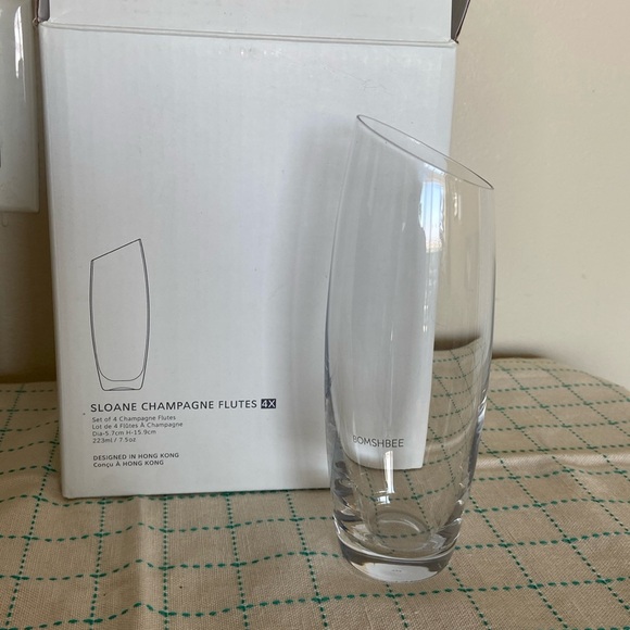 4 Champagne Flutes Glass - Picture 1 of 4